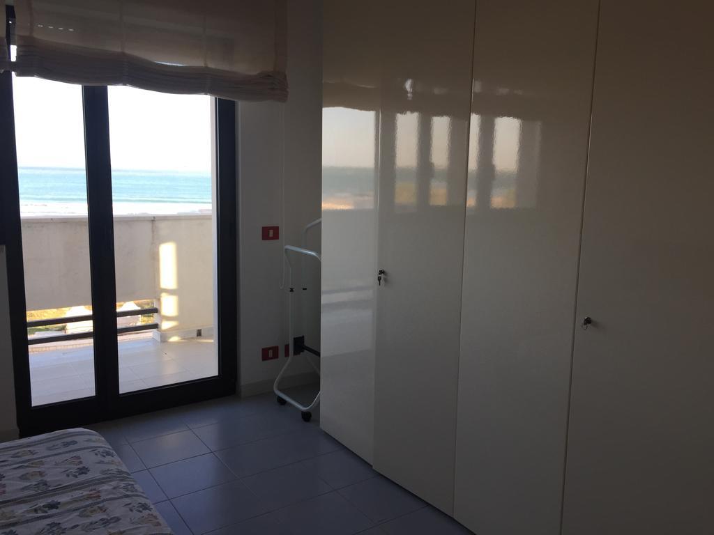 Attico Fronte Mare Apartment Поцало Екстериор снимка